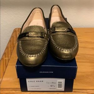 New-Cole Haan 6.5 Isabella Driver gold leather